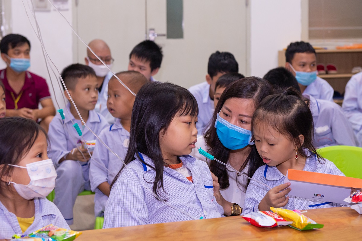 Tập đoàn CEO ủng hộ các bệnh nhi có hoàn cảnh khó khăn