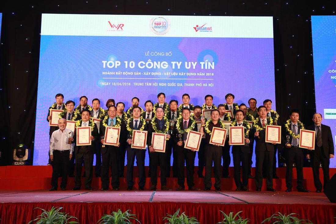 Vietnam Report vinh danh tập đoàn CEO trong TOP 10 Công ty uy tín ngành BĐS 2019