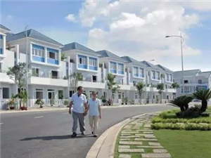 Tiền đang ào ạt chảy vào thị trường bất động sản