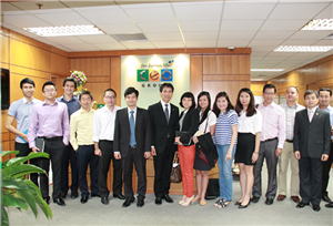 CEO Group tiếp đón các quỹ đầu tư và công ty chứng khoán lớn