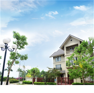 Cuộc cạnh tranh giữa biệt thự ven đô và chung cư cao cấp nội đô