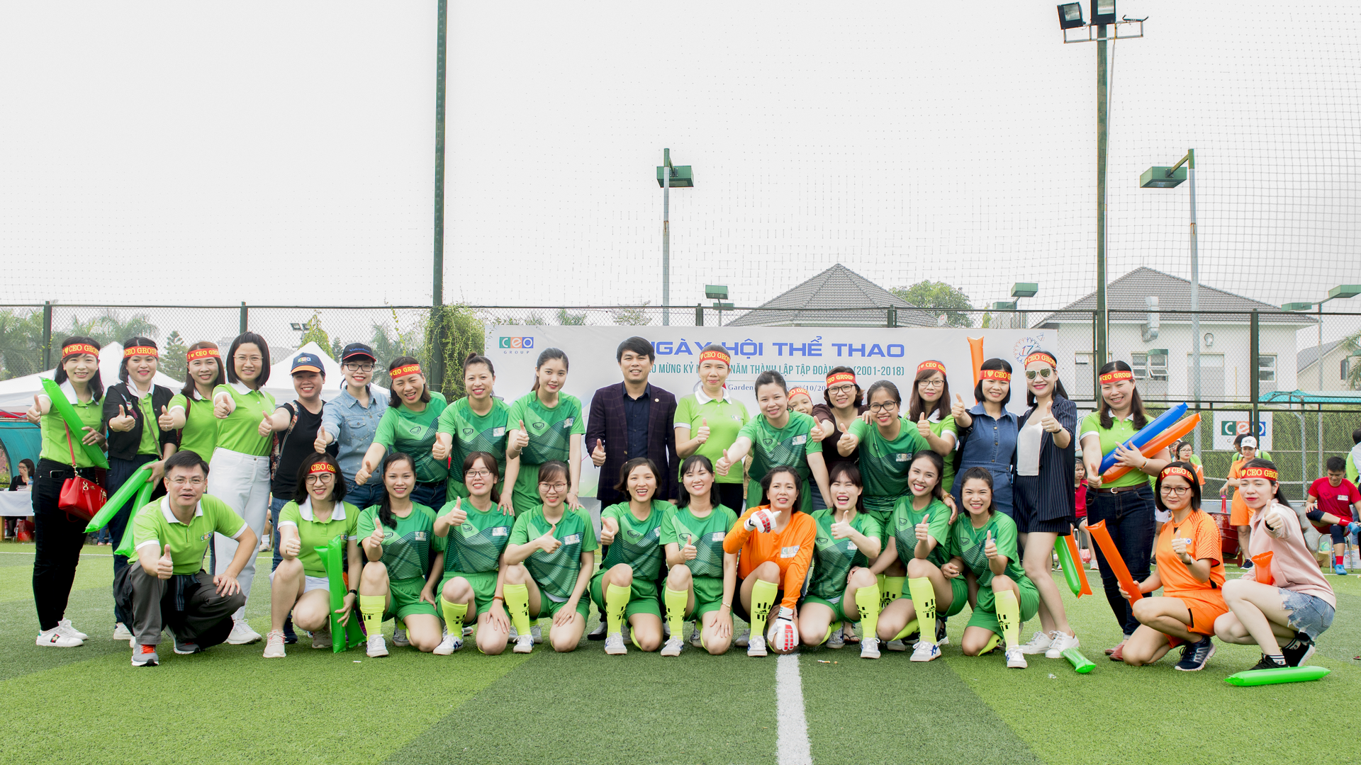 Tưng bừng ngày hội thể thao chào mừng 17 năm thành lập Tập đoàn CEO