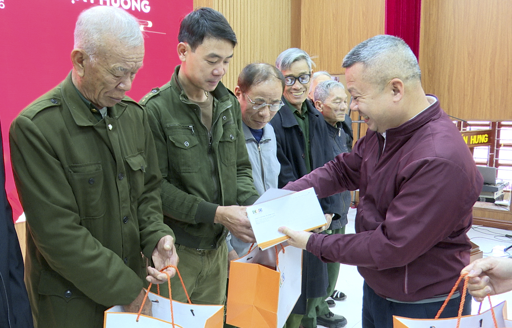 185 1470.00 00 06 23.still002