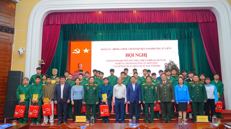 CEO GROUP HỖ TRỢ THANH NIÊN PHƯỜNG TỪ LIÊM LÊN ĐƯỜNG NHẬP NGŨ NĂM 2026