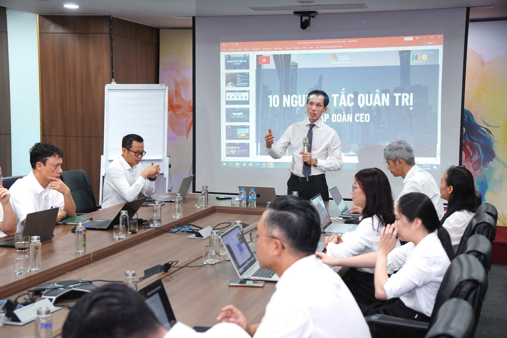 CEO GROUP ĐÀO TẠO, CHIA SẺ “10 NGUYÊN TẮC QUẢN TRỊ TẬP ĐOÀN CEO” VÀ CHUYÊN ĐỀ “QUẢN LÝ TÀI CHÍNH KẾ TOÁN DÀNH CHO CHỦ DOANH NGHIỆP”