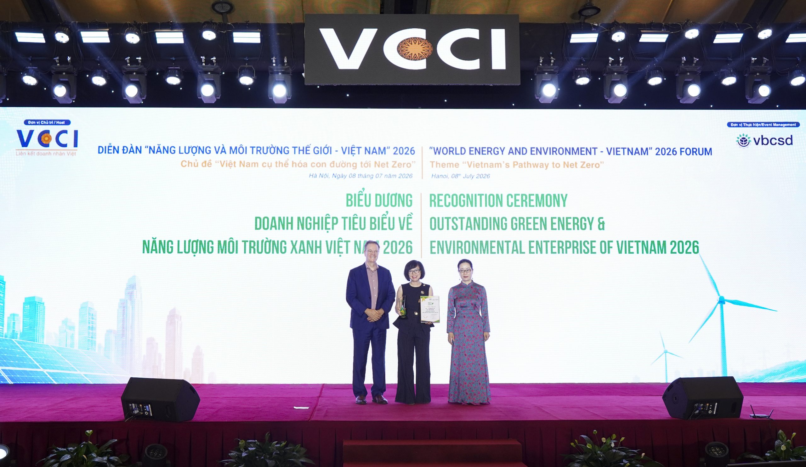 CEO Group được vinh danh Top 100 Doanh nghiệp tiêu biểu về Năng lượng Môi trường Xanh Việt Nam 2026
